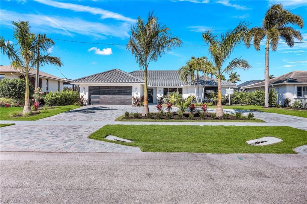 838 Magnolia CT