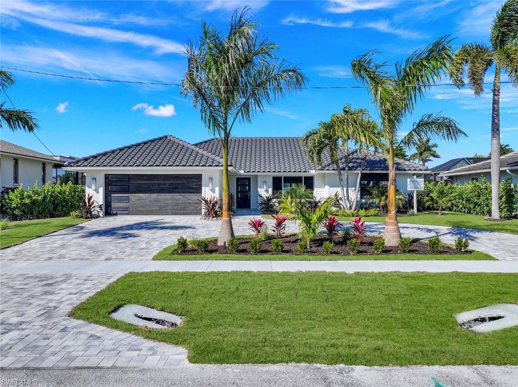 838 Magnolia CT