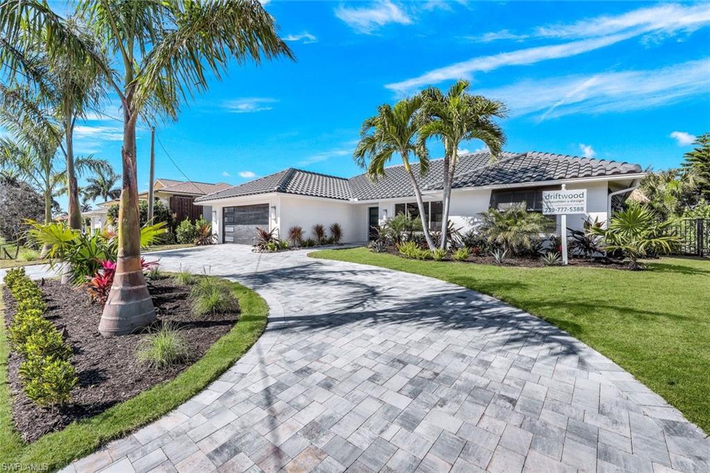 838 Magnolia CT