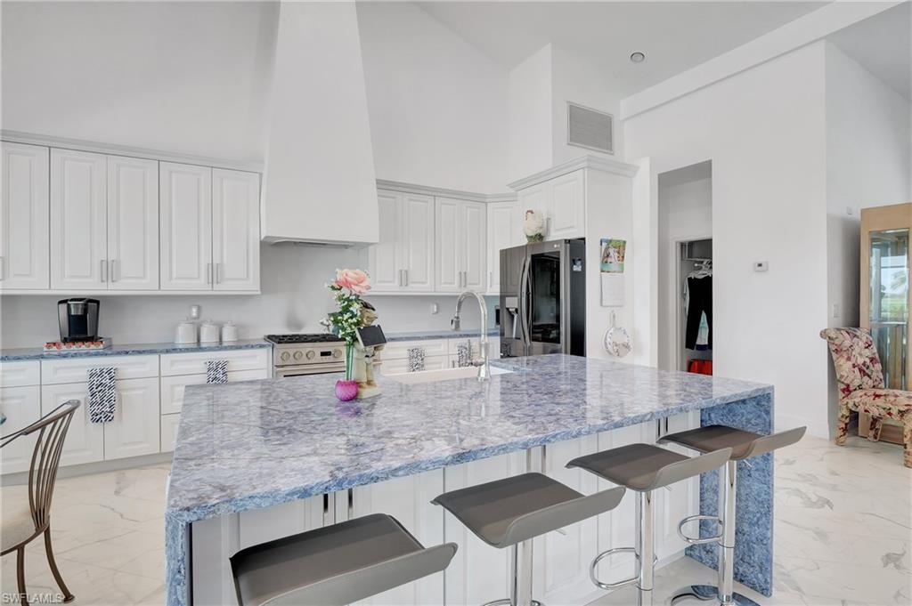 18066 Royal Tree PKWY