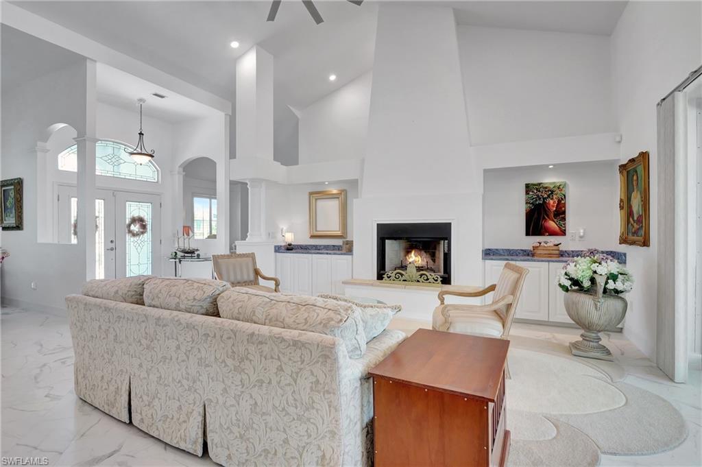 18066 Royal Tree PKWY