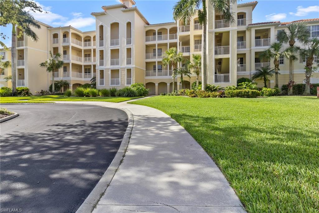 4884 Hampshire CT # 202 Unit: 7-202