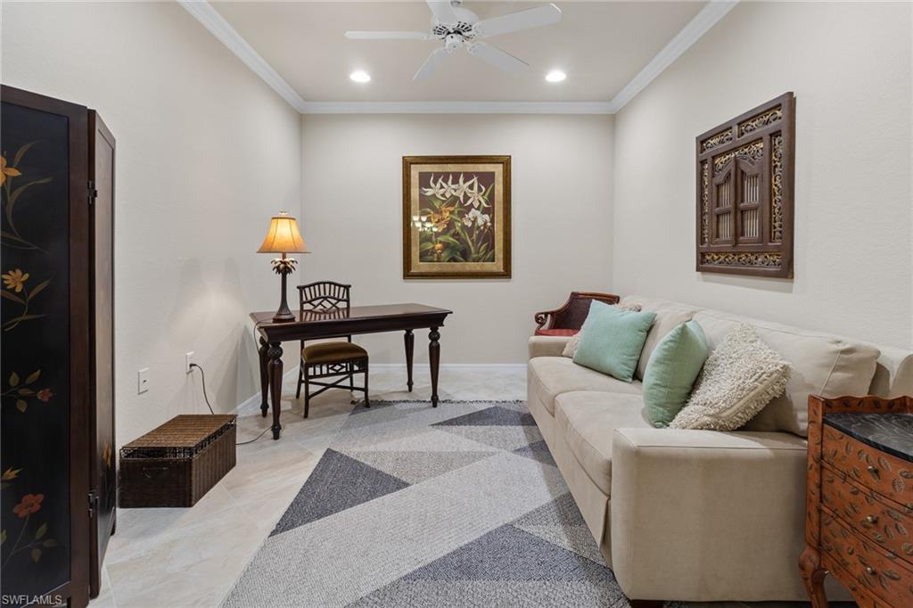 4884 Hampshire CT # 202 Unit: 7-202