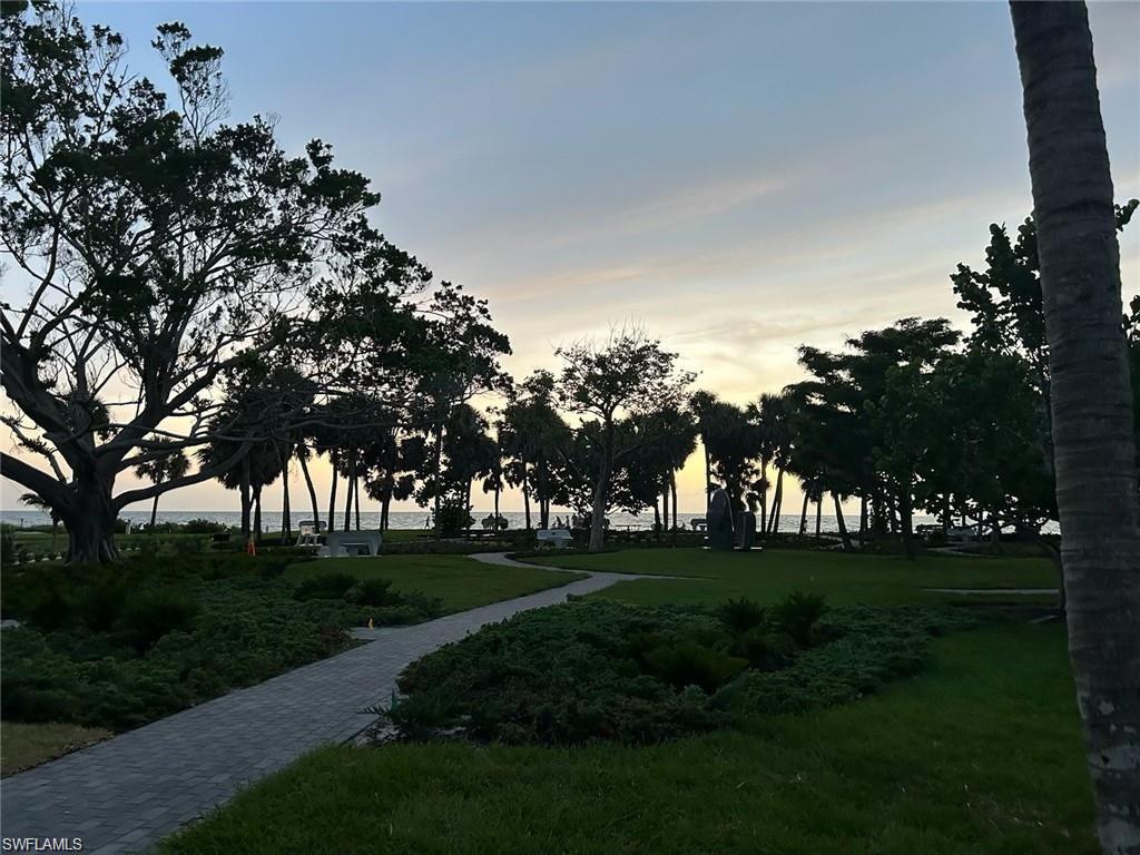 788 Park Shore DR # B31