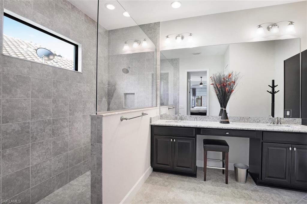 9219 Isla Bella CIR