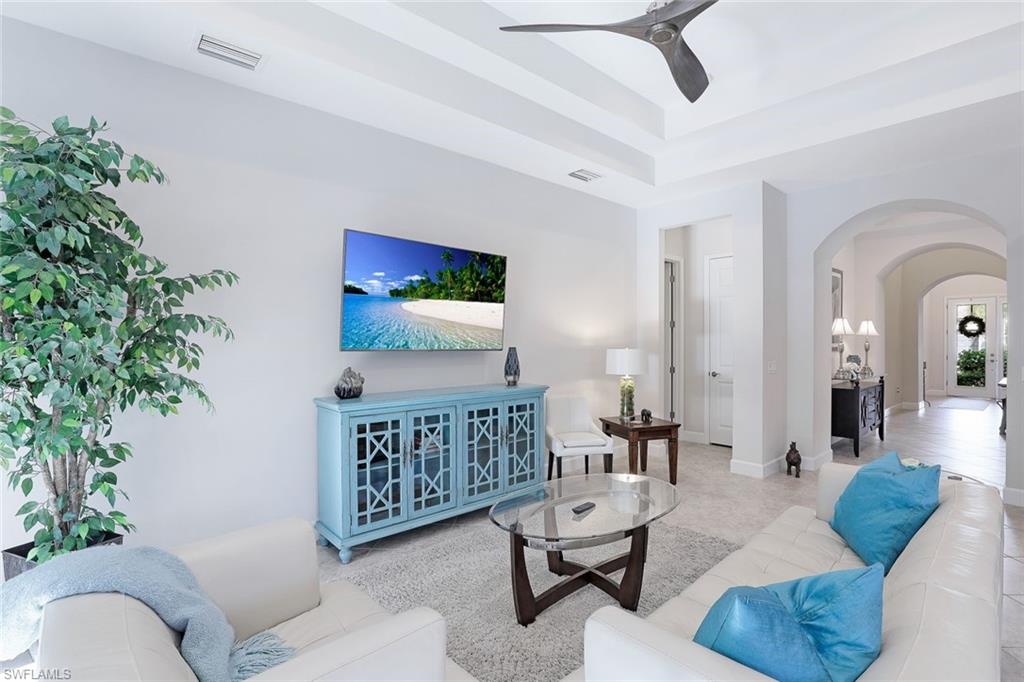 9219 Isla Bella CIR