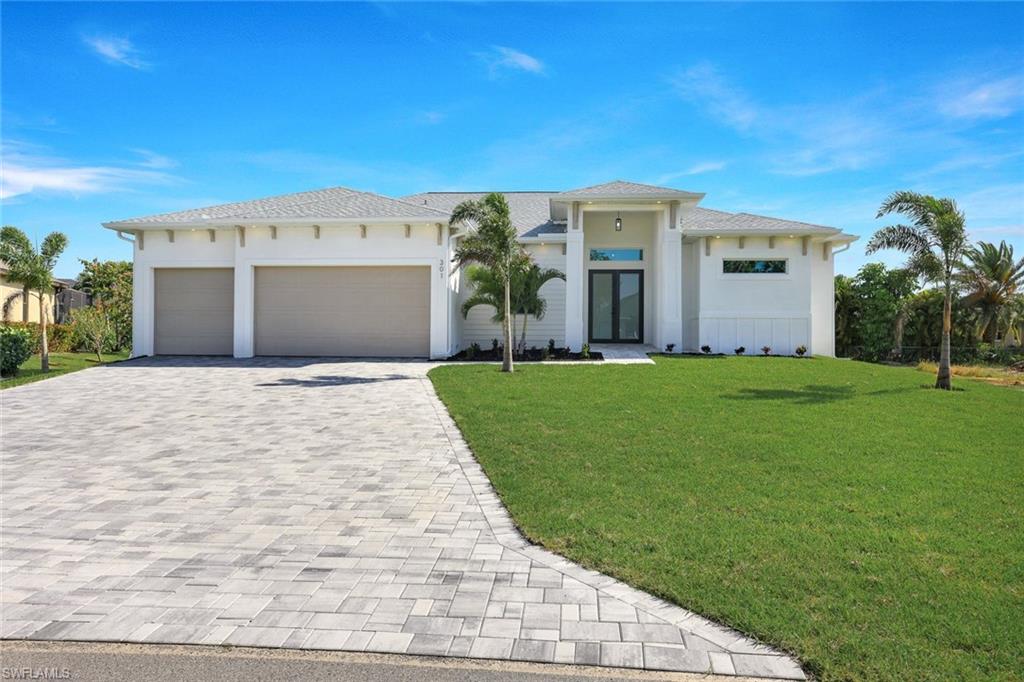 301 SW 33rd AVE