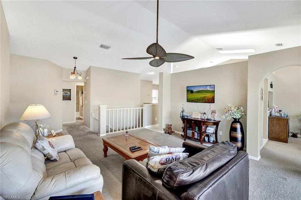 410 Emerald Bay CIR # D5