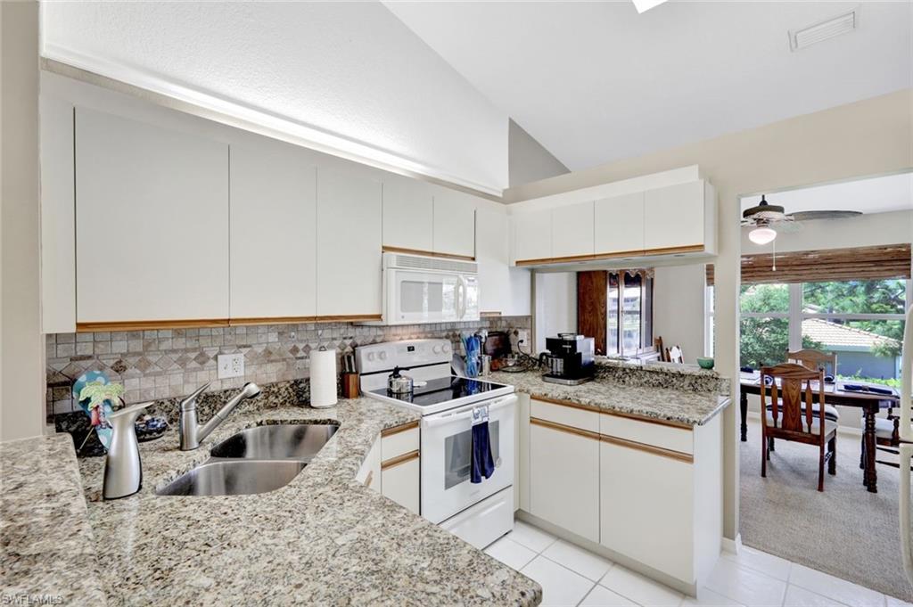 410 Emerald Bay CIR # D5