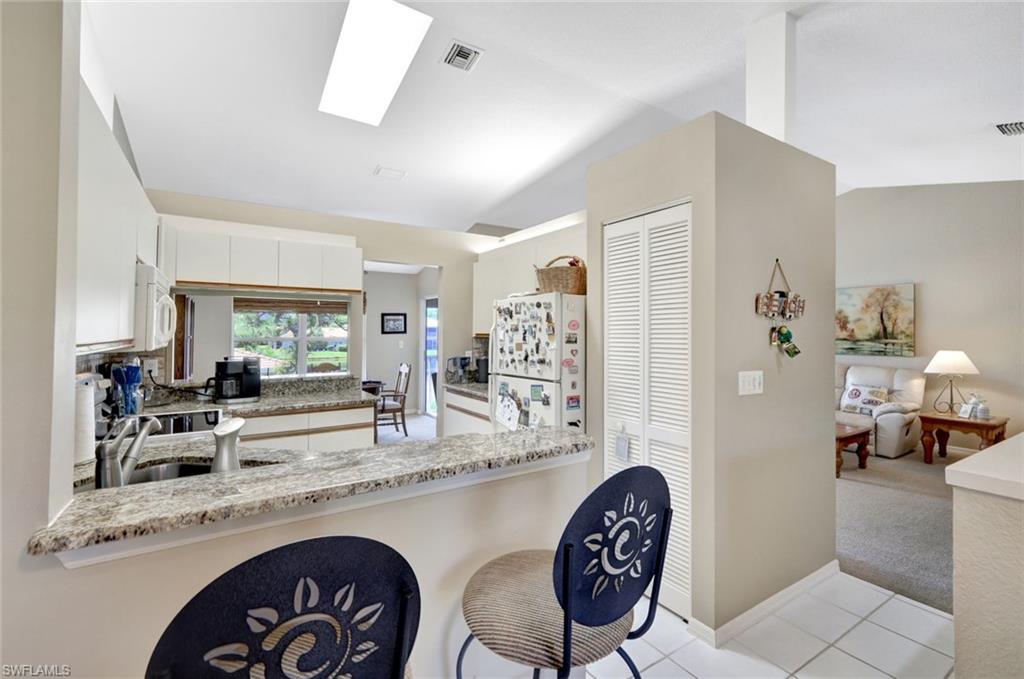 410 Emerald Bay CIR # D5