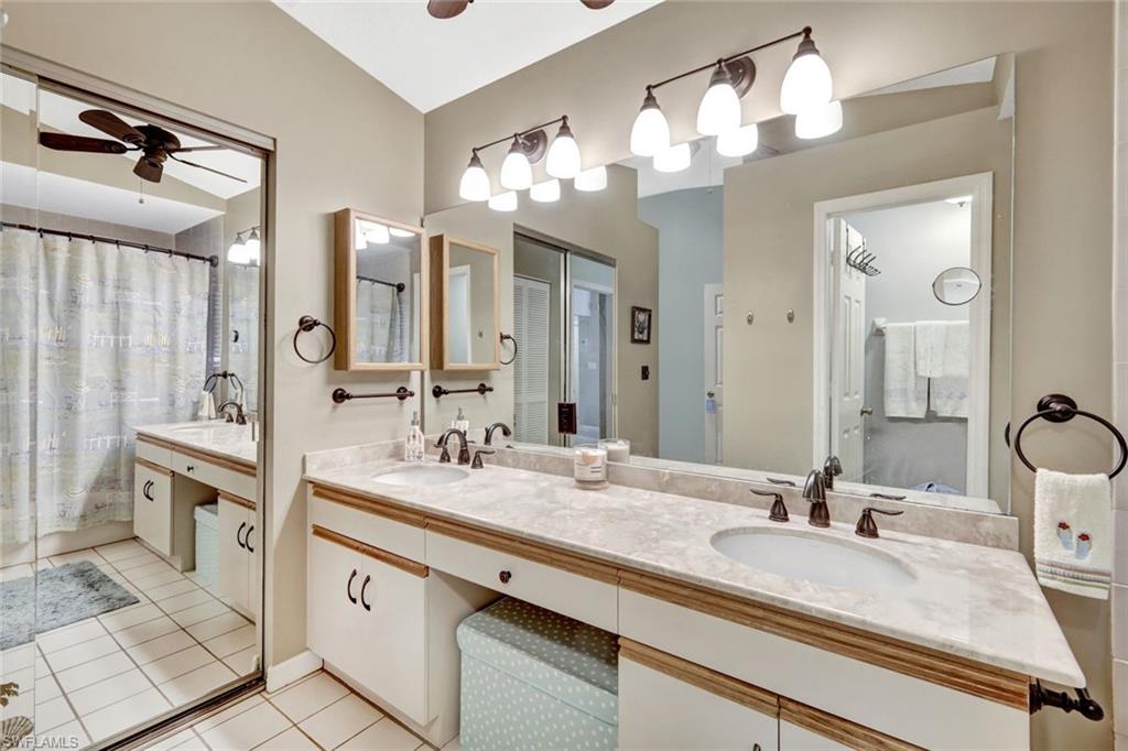 410 Emerald Bay CIR # D5
