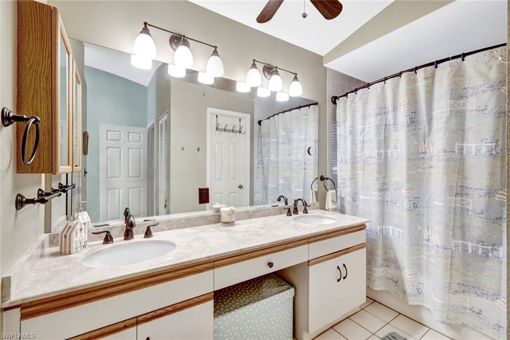 410 Emerald Bay CIR # D5