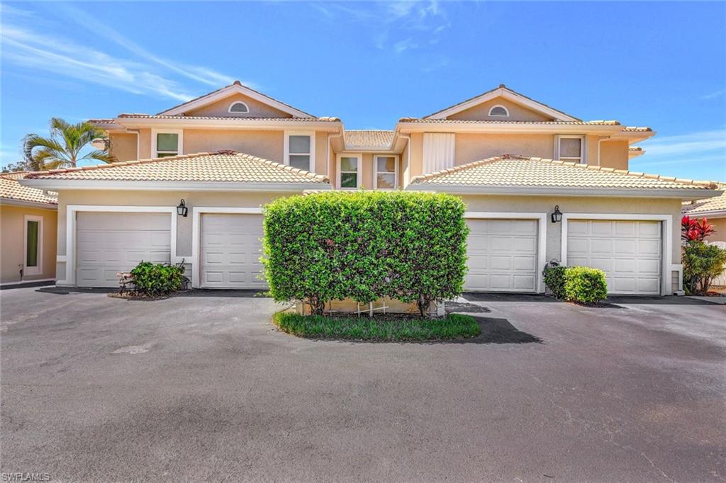 410 Emerald Bay CIR # D5