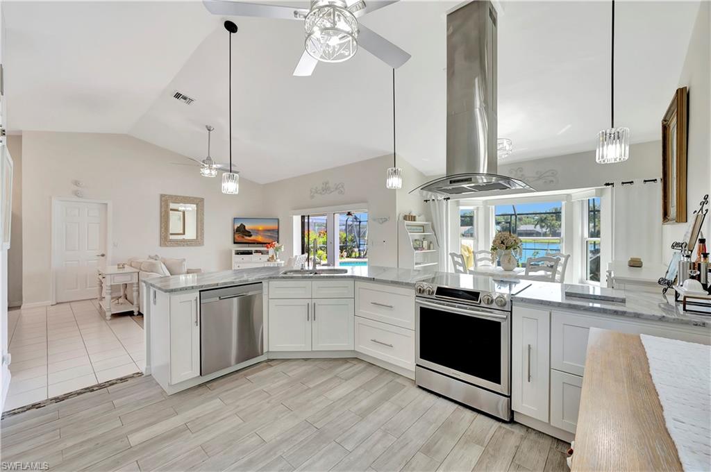 1360 Monarch CIR