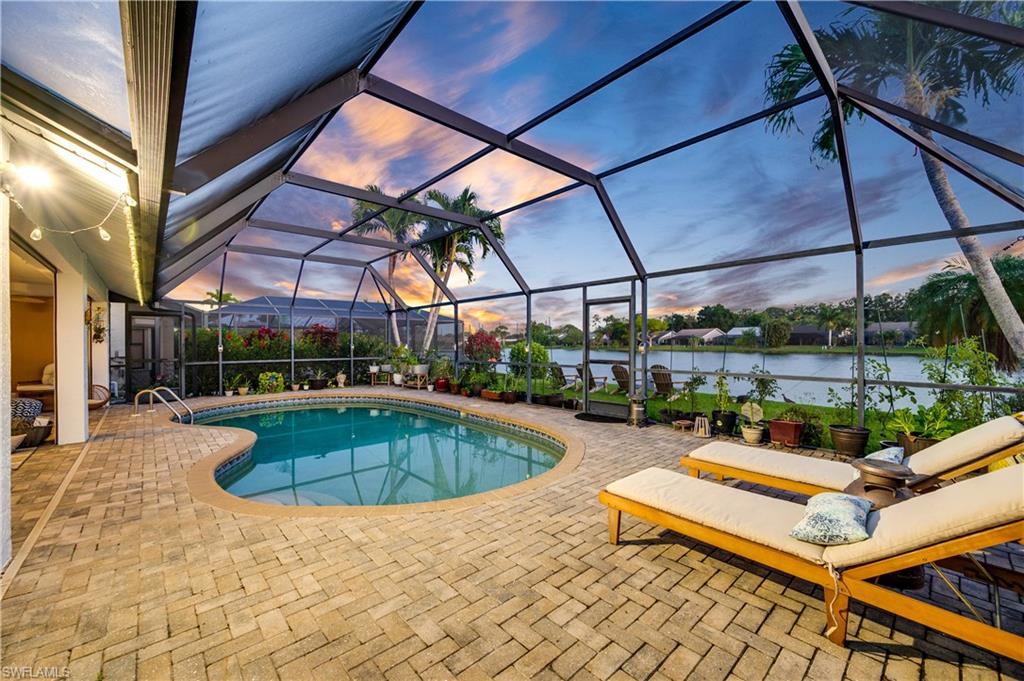 1360 Monarch CIR