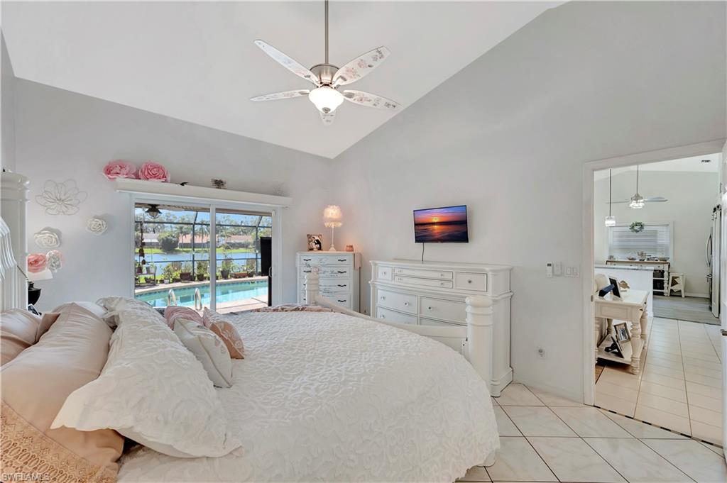 1360 Monarch CIR