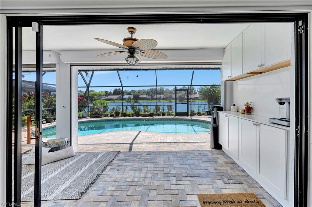 1360 Monarch CIR
