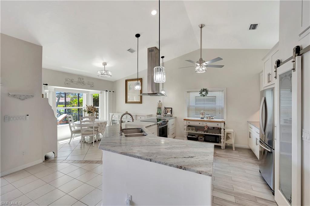 1360 Monarch CIR