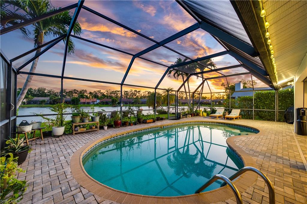 1360 Monarch CIR