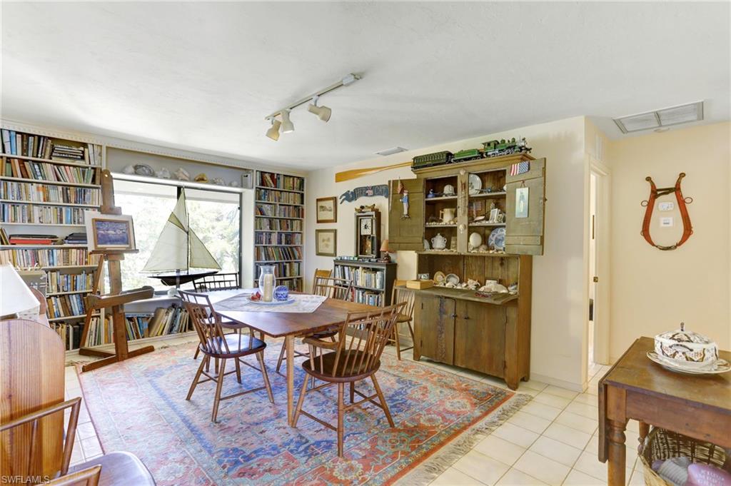 1293 Winterberry DR