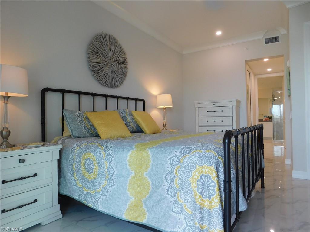 163 Indies DR E # 103