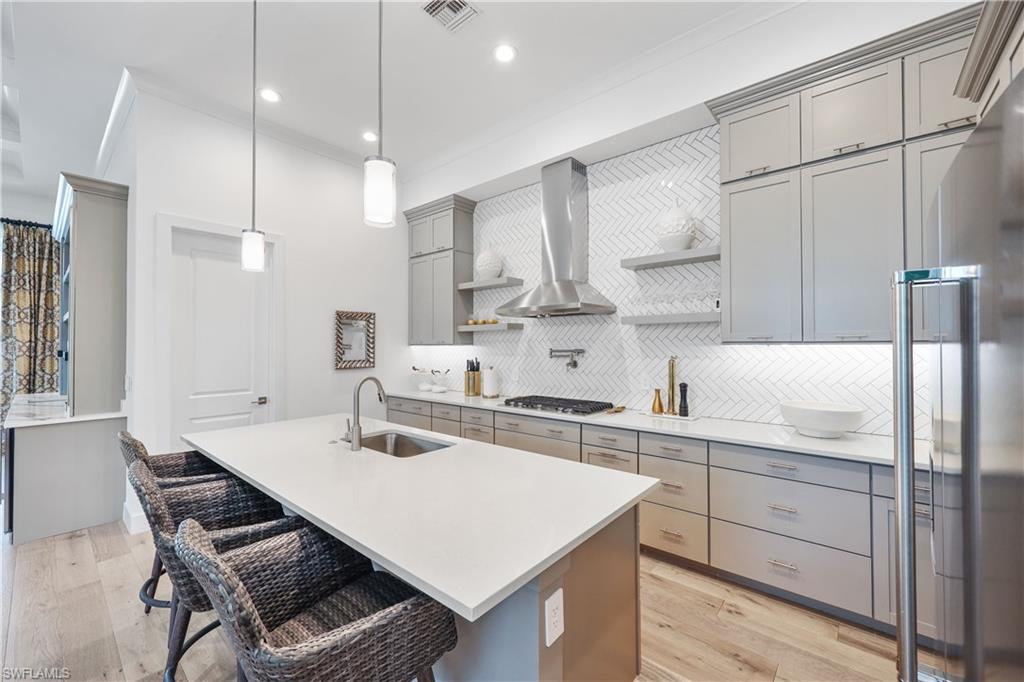 3738 Sapphire Cove CIR
