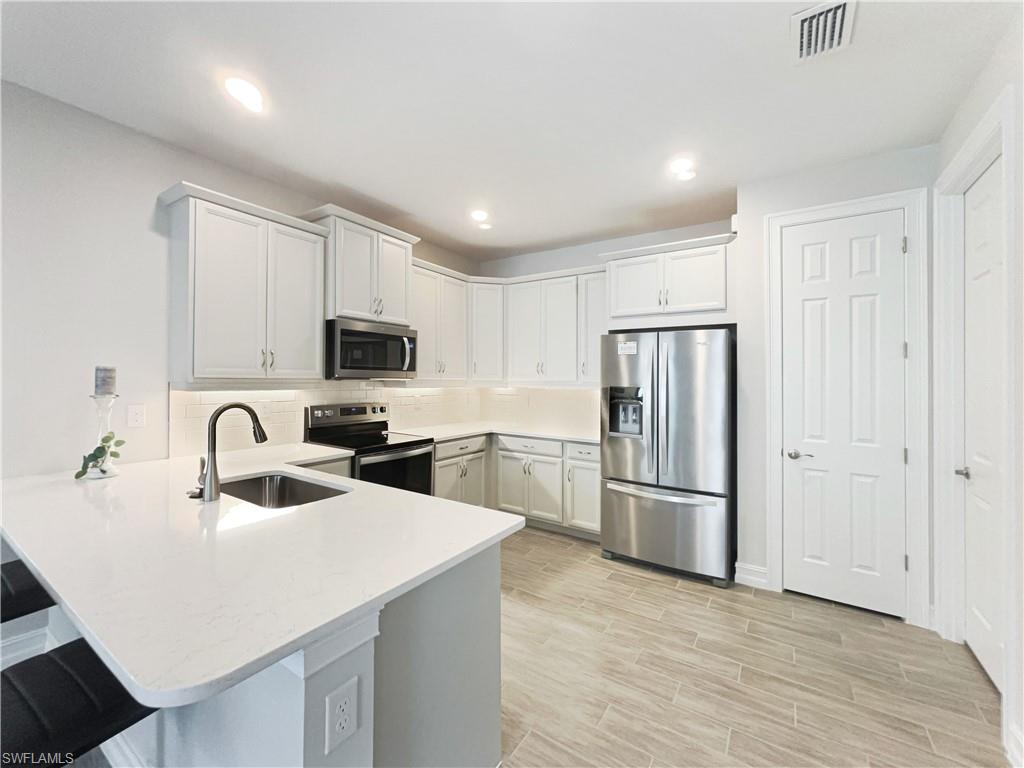 1006 Enbrook LOOP
