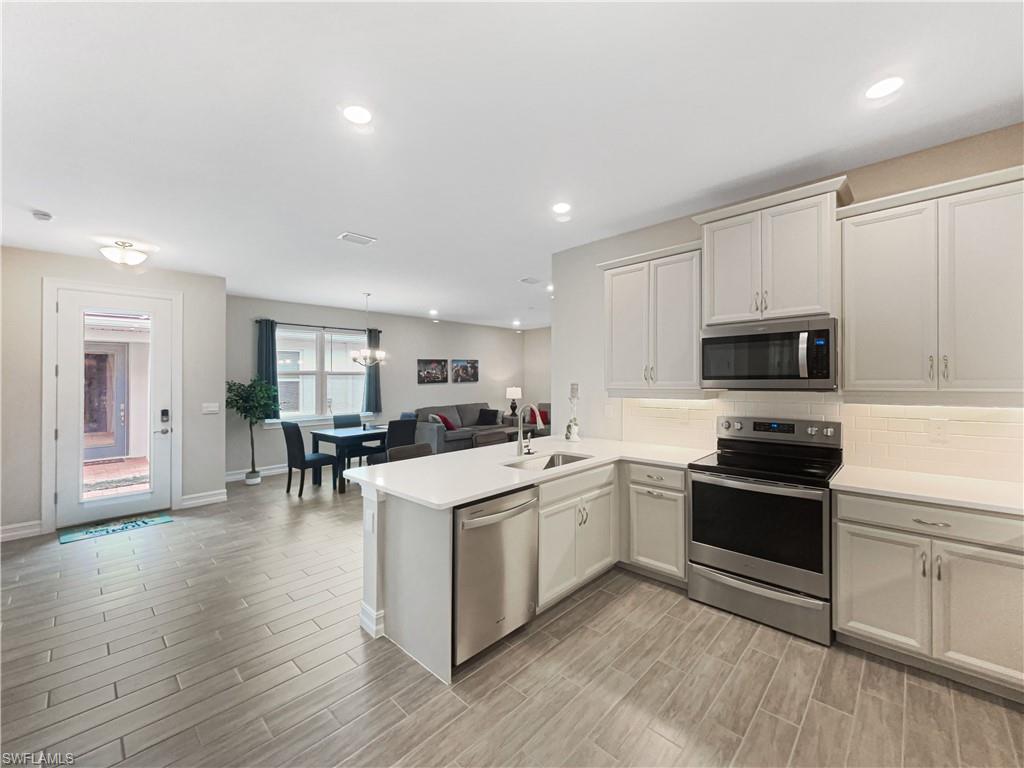 1006 Enbrook LOOP