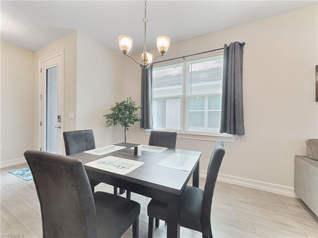 1006 Enbrook LOOP