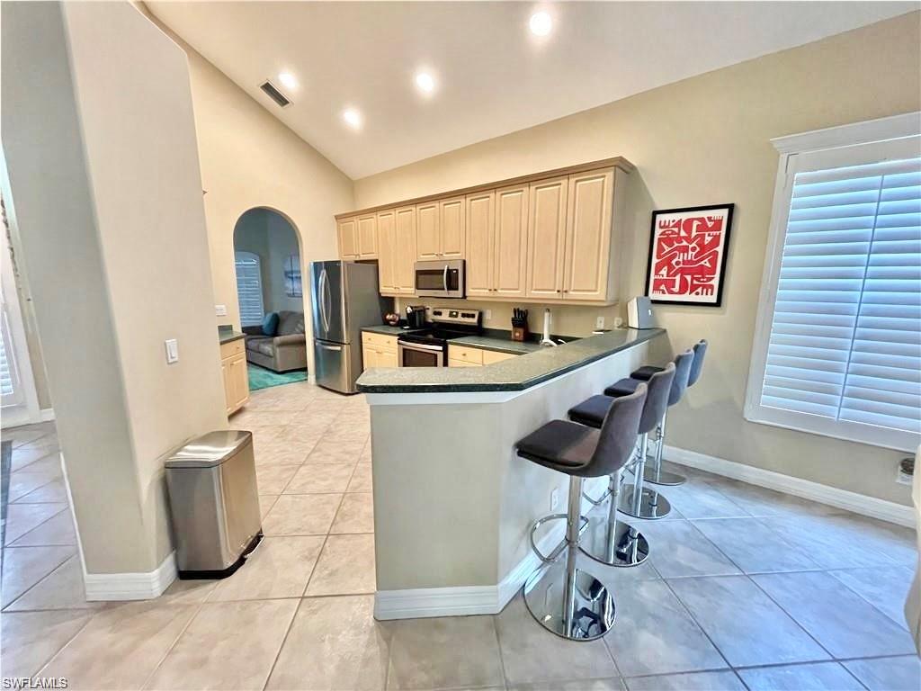 6047 Shallows WAY
