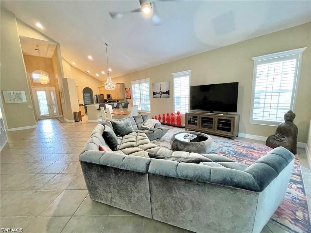6047 Shallows WAY