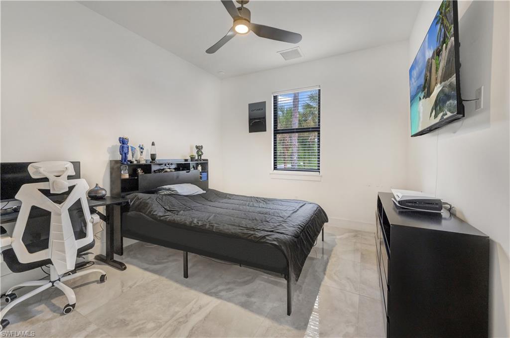 1408 Desoto BLVD S