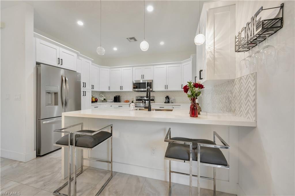 1408 Desoto BLVD S