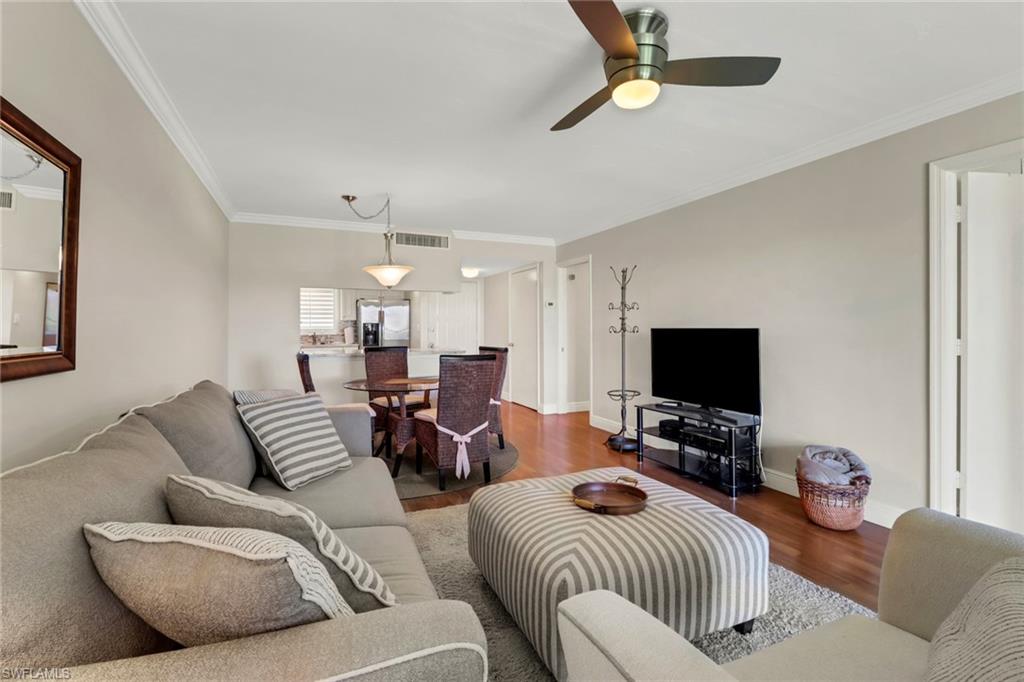 29 High Point CIR E # 202
