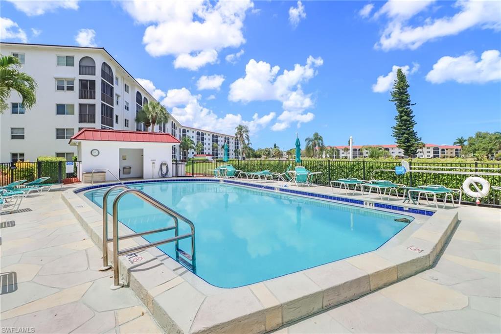 29 High Point CIR E # 202