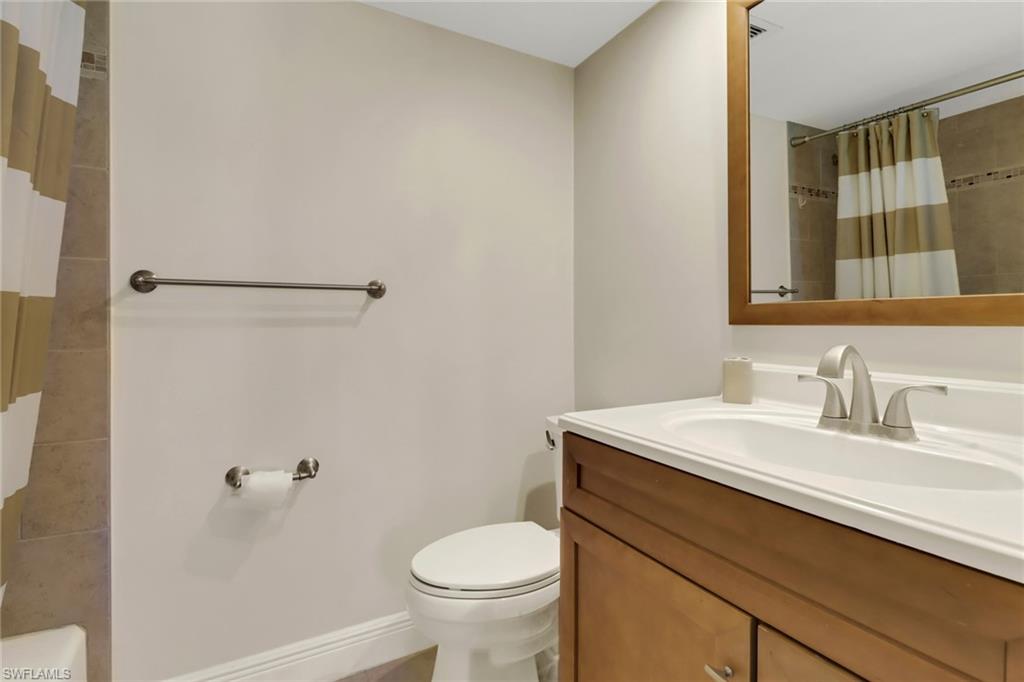 29 High Point CIR E # 202
