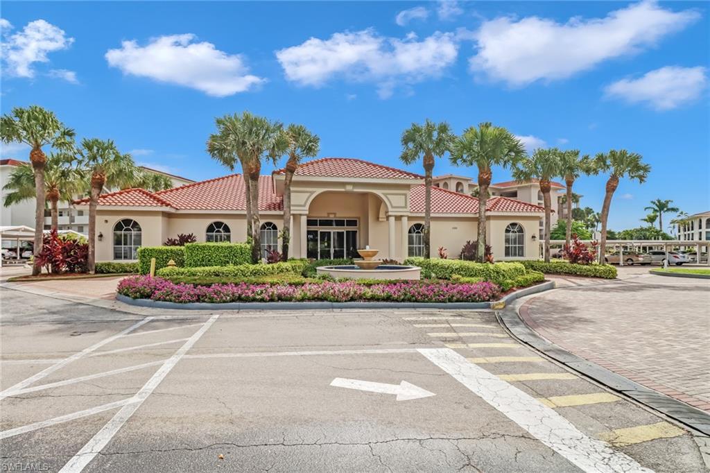 29 High Point CIR E # 202