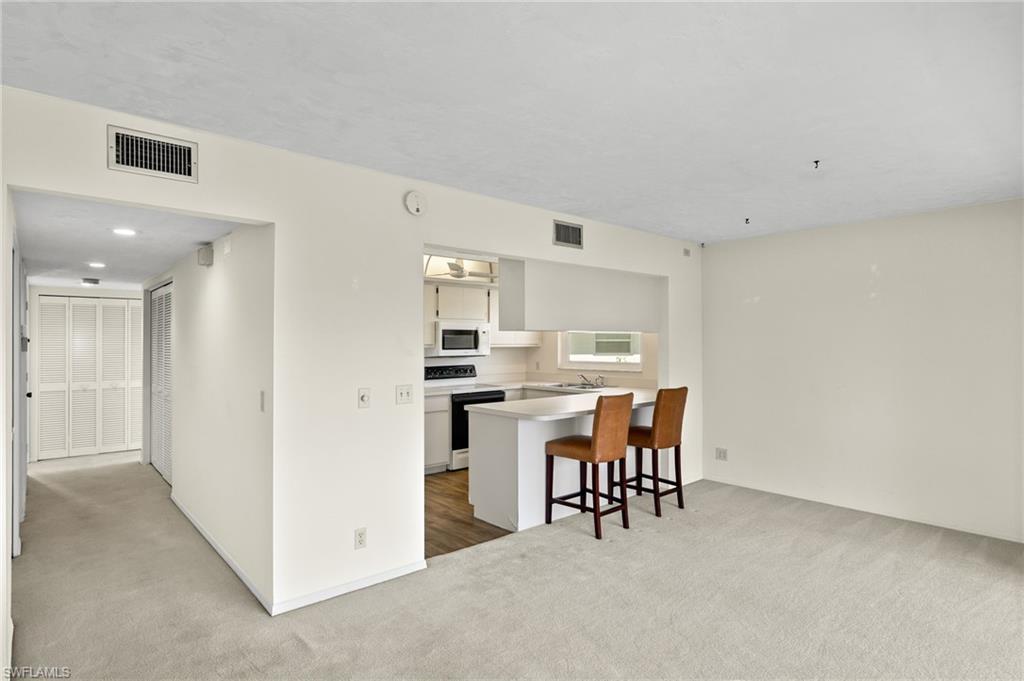 103 Georgetown BLVD # 103