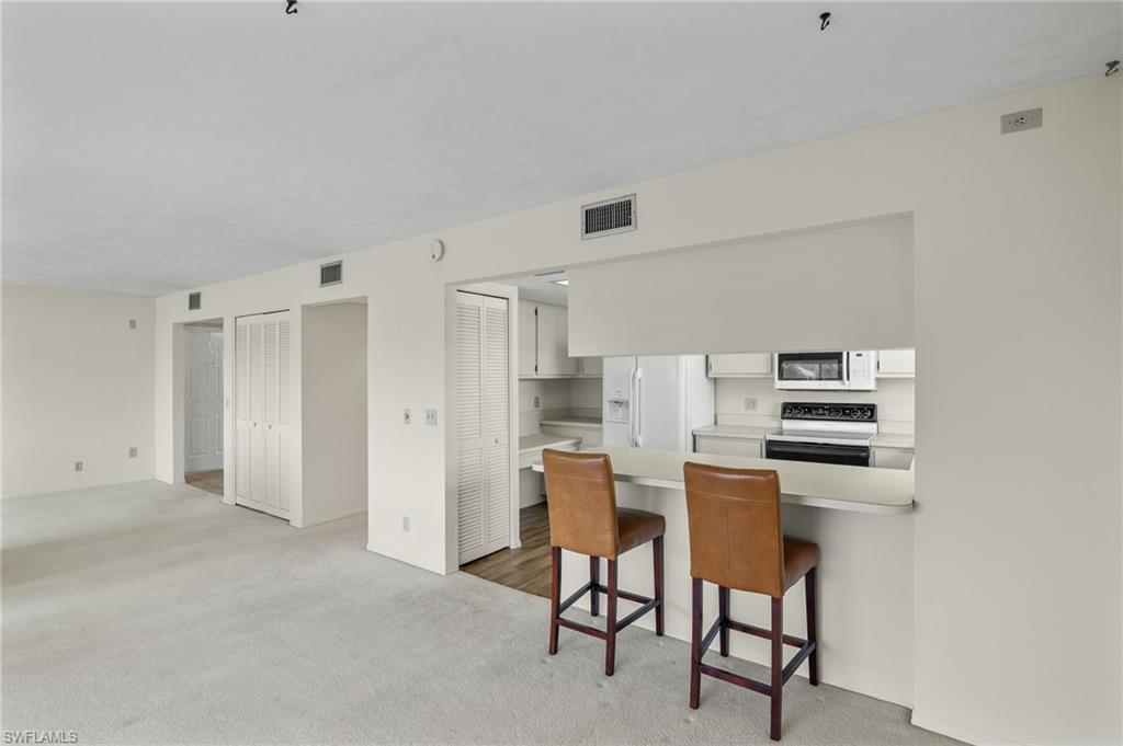 103 Georgetown BLVD # 103