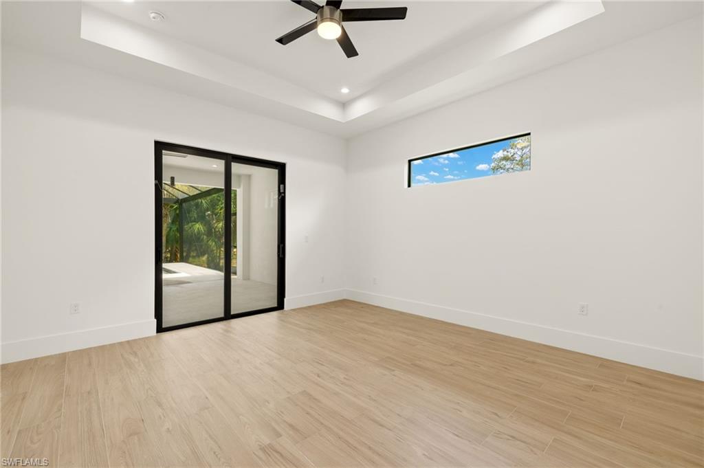 1587 Golden Gate BLVD W