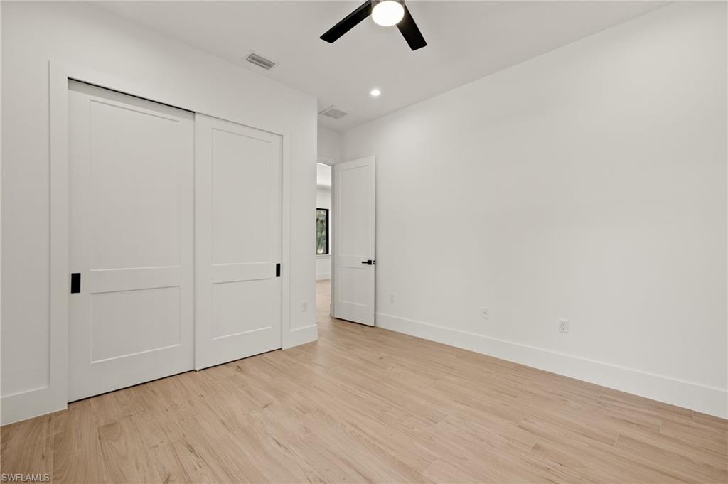 1587 Golden Gate BLVD W