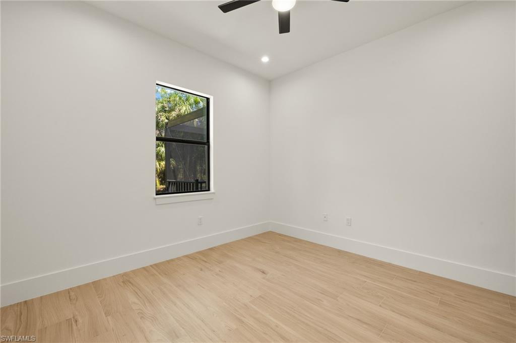 1587 Golden Gate BLVD W