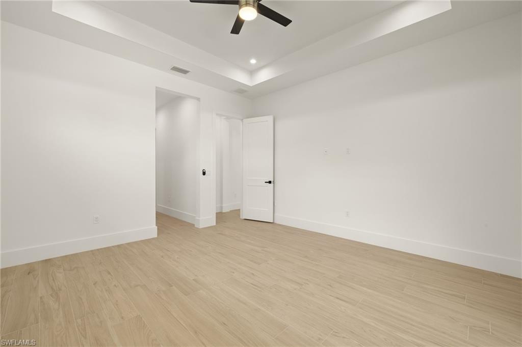 1587 Golden Gate BLVD W