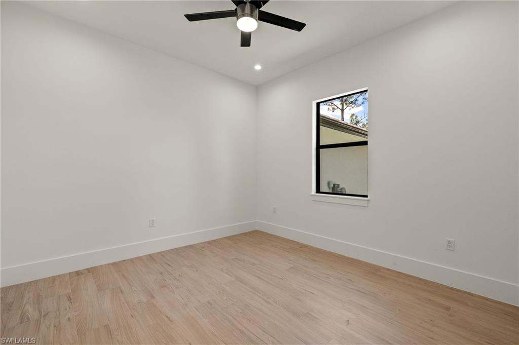 1587 Golden Gate BLVD W