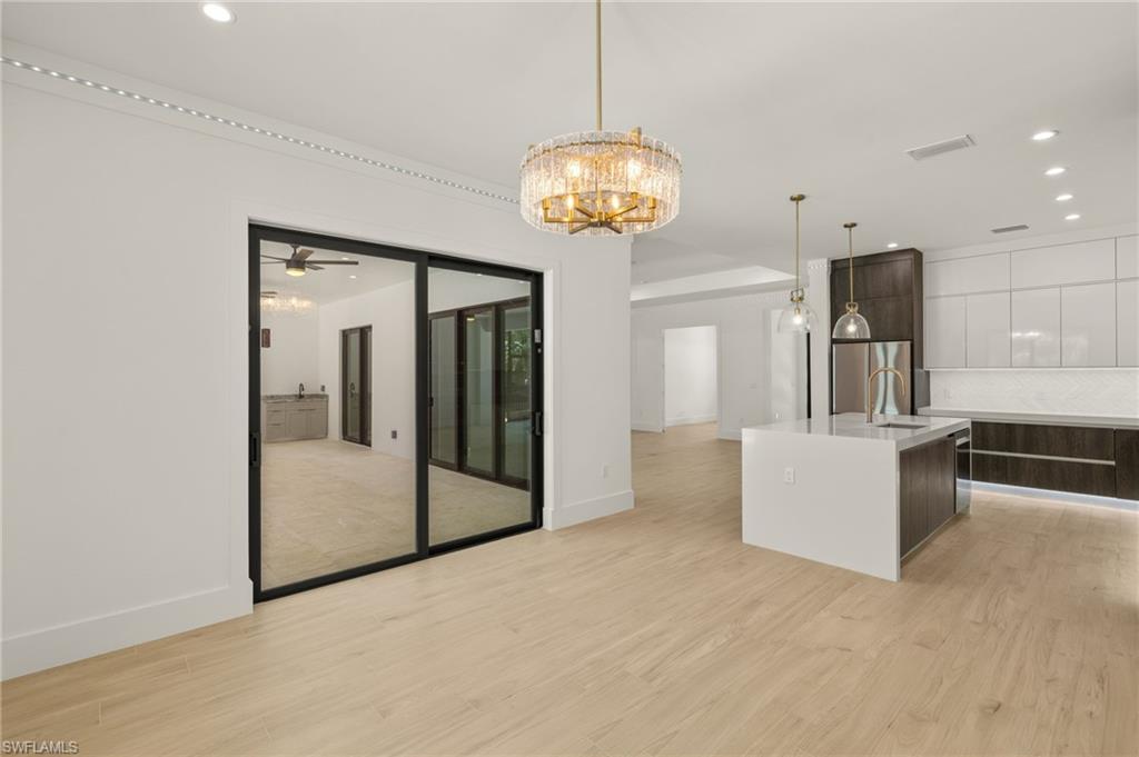 1587 Golden Gate BLVD W