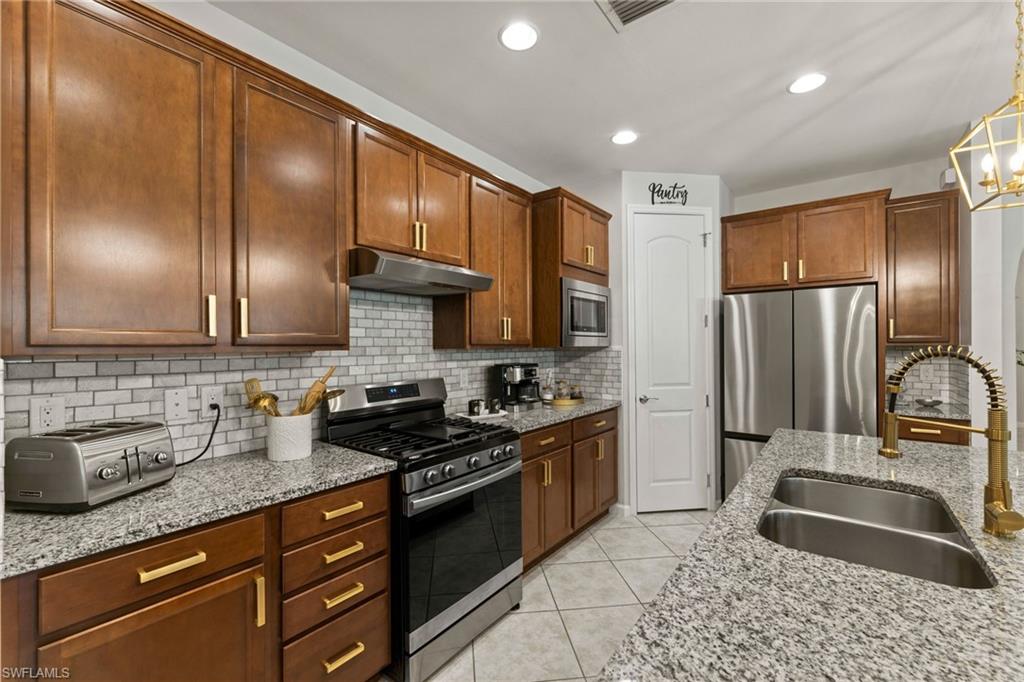 6608 Ensor CT