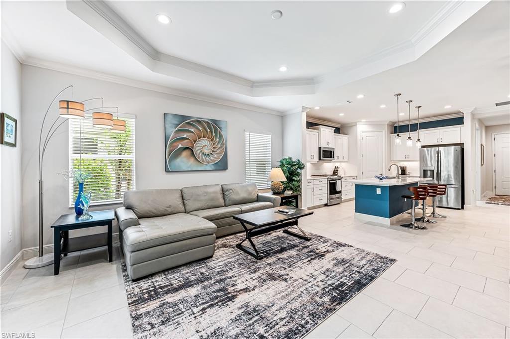 2135 Marquesa CIR