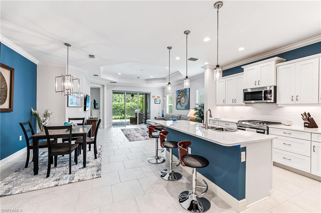 2135 Marquesa CIR