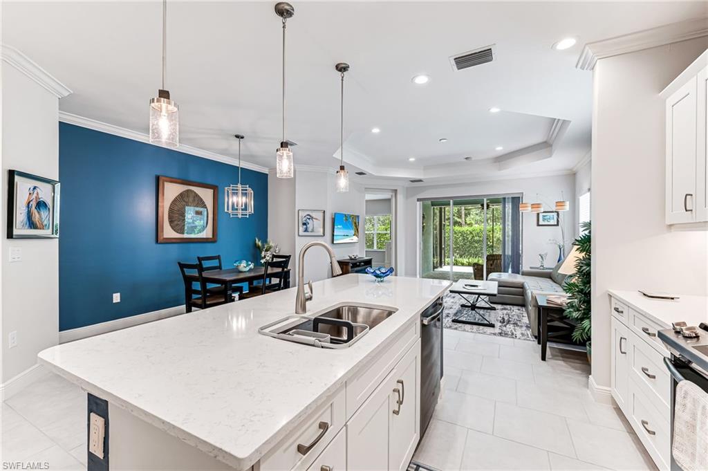 2135 Marquesa CIR