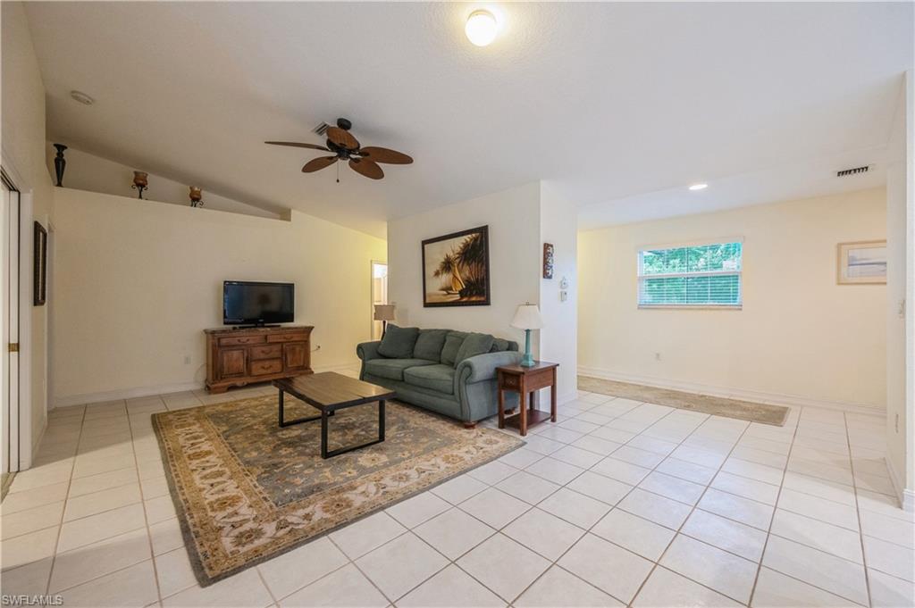 400 Diamond CIR # 402